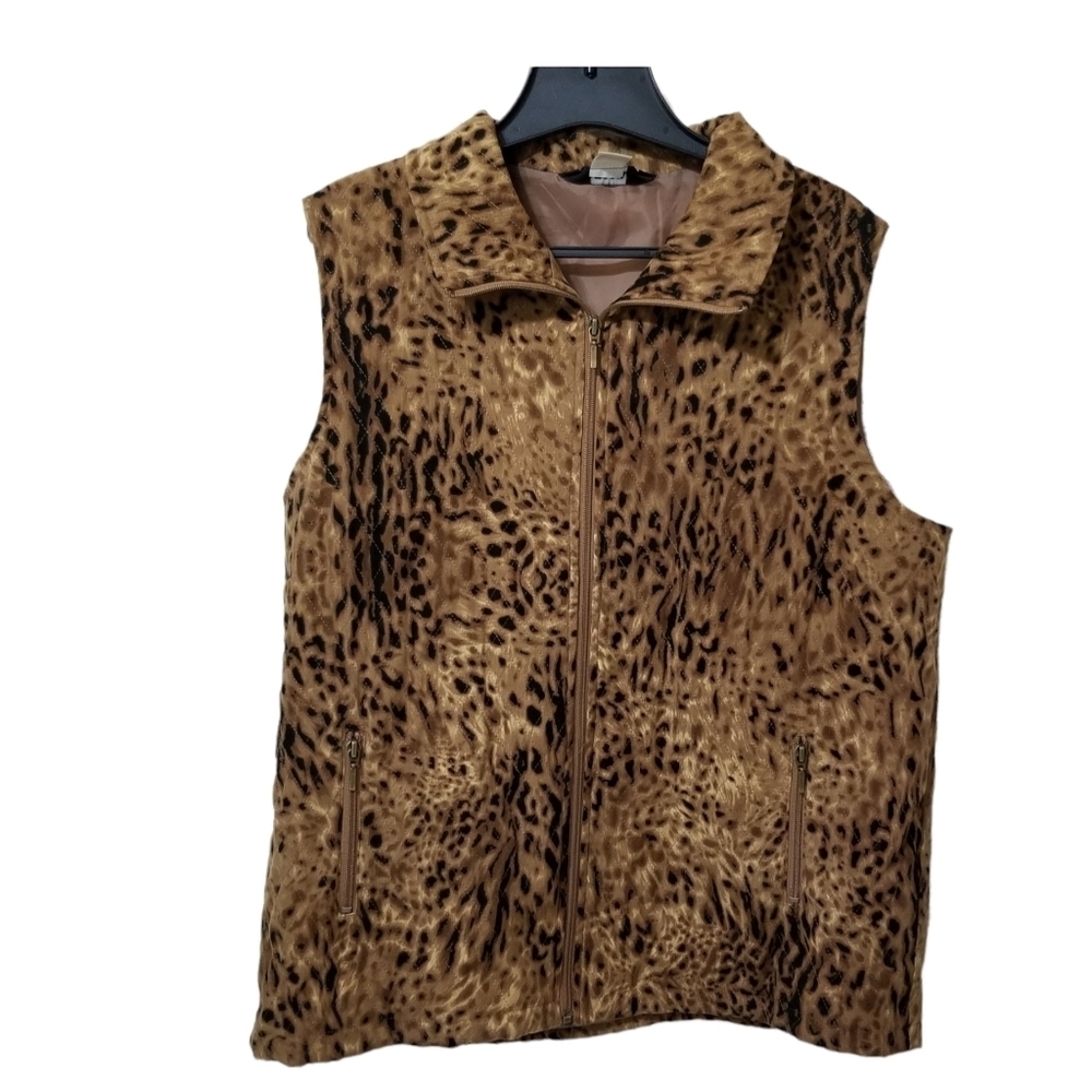 𝅺Alia animal print zip up Size 14 vest